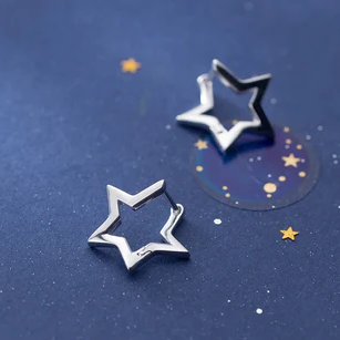 Orecchini a cerchio con stella irregolare minimalista per donna, in argento sterling 925