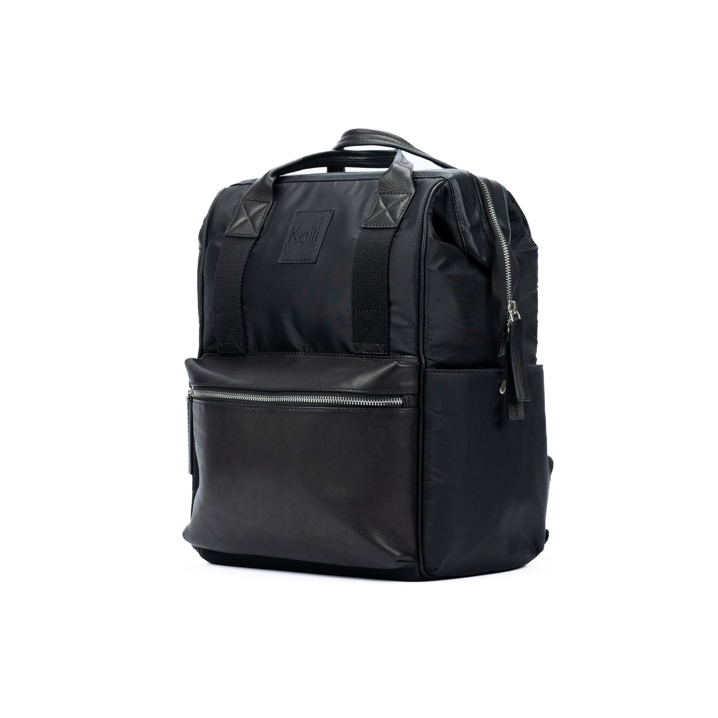 K0037AB | Wasserabweisender Rucksack aus wasserdichtem Nylon/Echtleder