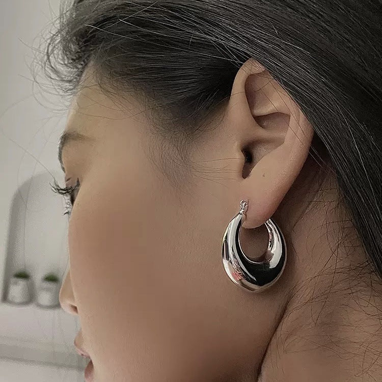 Schlichte U-förmige Ohrringe für Damen aus Edelstahl und Silber