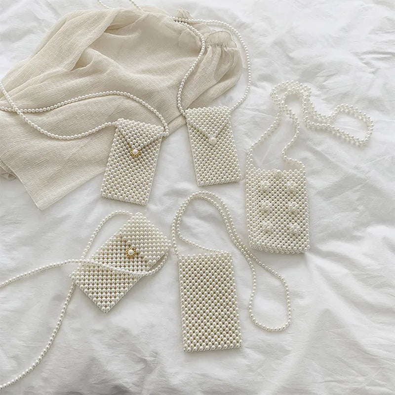 Mini borsa vintage fatta a mano con perle