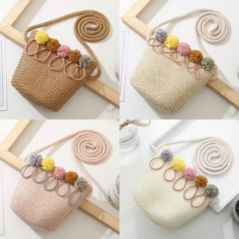 Borsa estiva in paglia con tracolla mini in rattan floreale fatta a mano
