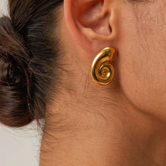 Orecchini a cerchio a spirale a conchiglia per donna