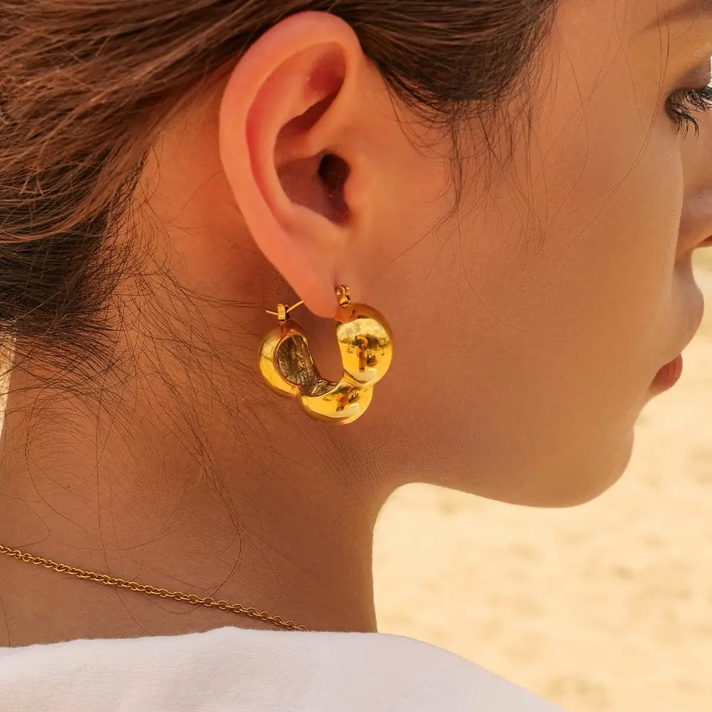 Orecchini a bottone ovali geometrici in acciaio inossidabile placcato oro 18k impermeabili