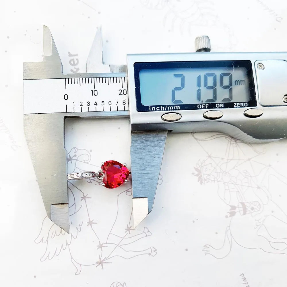 Ciondolo a forma di cuore con pietra rossa da donna, in argento sterling 925, gioielli raffinati, regalo romantico autunnale per ragazze all'ingrosso