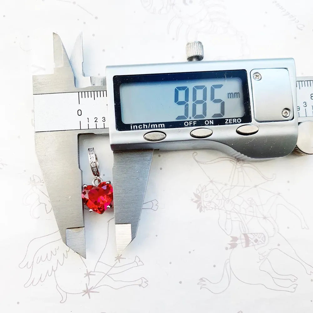 Ciondolo a forma di cuore con pietra rossa da donna, in argento sterling 925, gioielli raffinati, regalo romantico autunnale per ragazze all'ingrosso