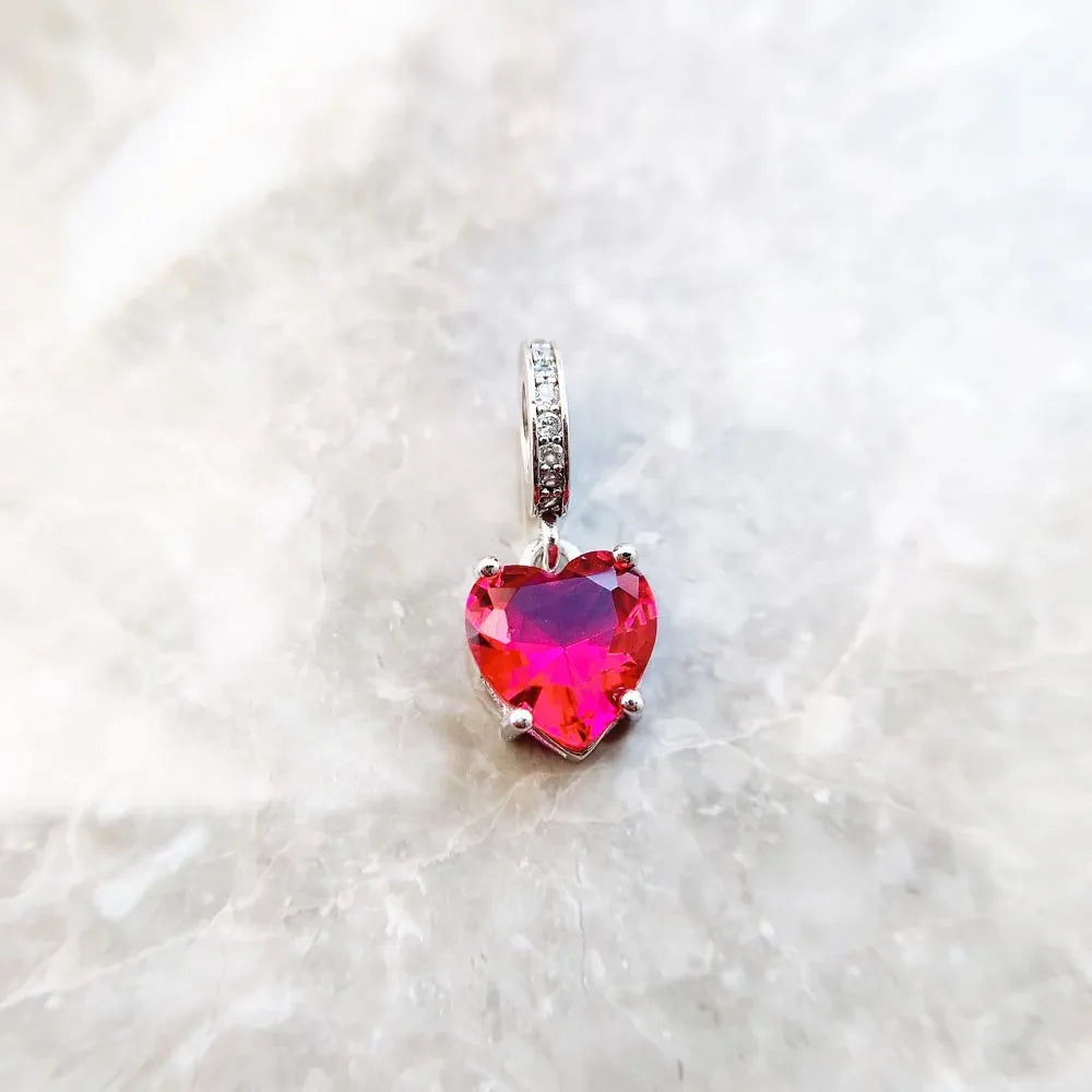 Ciondolo a forma di cuore con pietra rossa da donna, in argento sterling 925, gioielli raffinati, regalo romantico autunnale per ragazze all'ingrosso