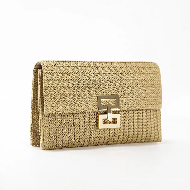 Borsa Pochette in paglia alla moda