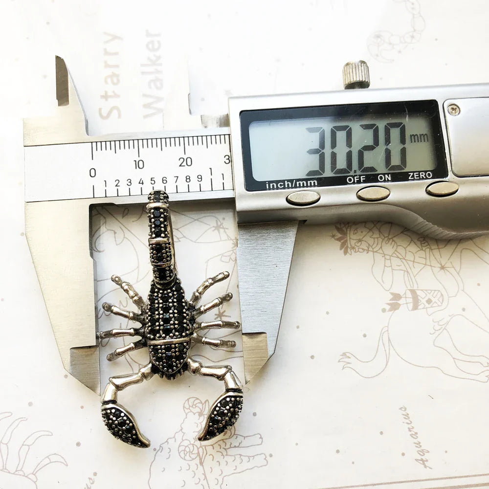 Anhänger Skorpion Nero, Brandneuer Modeschmuck aus 925er Sterlingsilber, Accessoires, Geschenk für Frauen, Rebellen und Männer
