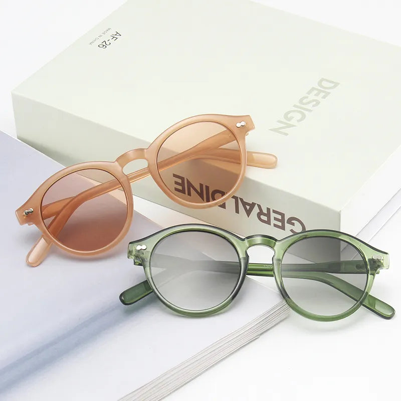 Retro Round Sunglasses Women Brand Designer Fashion Gradient Sun Glasses Female Vintage Nero Small Frame Rivet Gafas De Sol