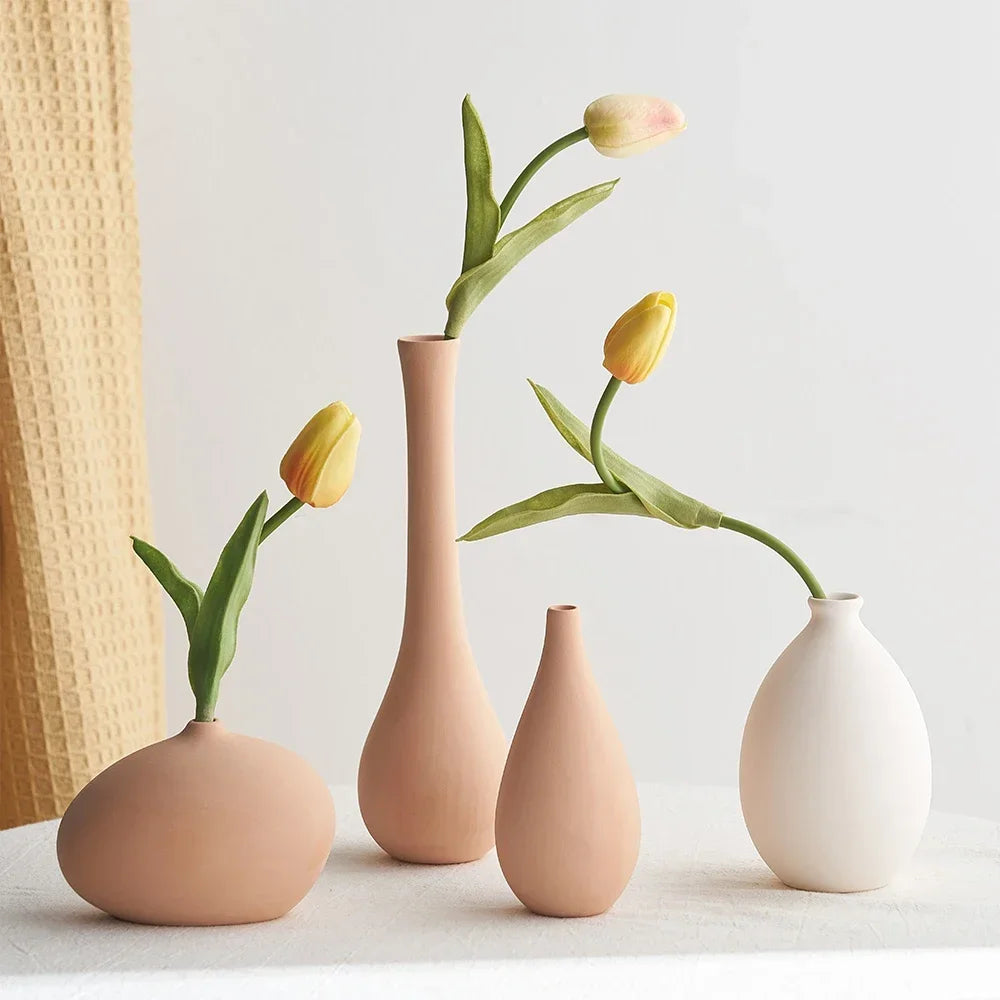 Vaso in ceramica nordica