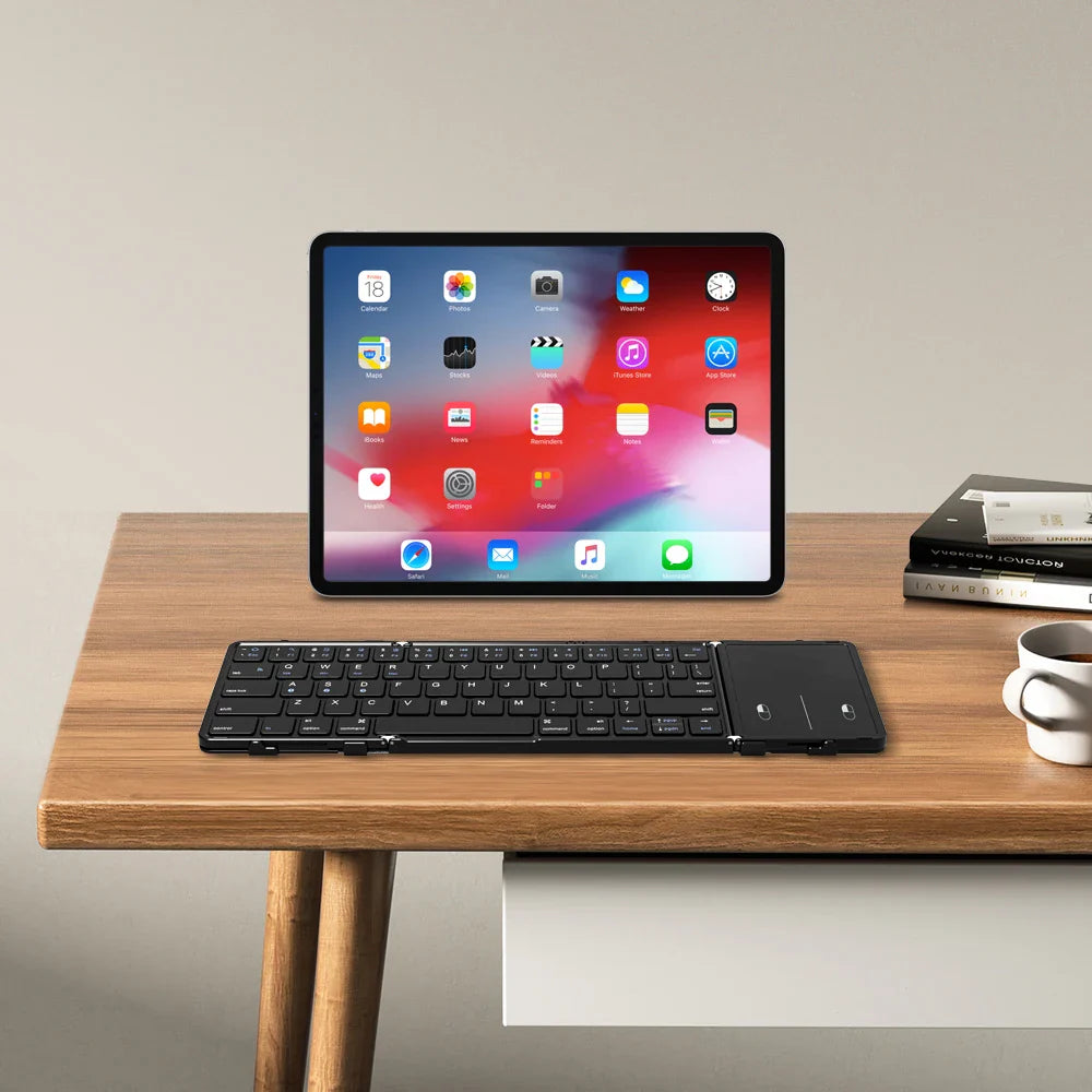 Tastiera pieghevole Bluetooth con touchpad