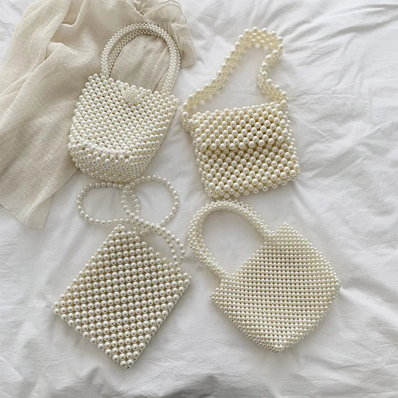 Mini borsa vintage fatta a mano con perle