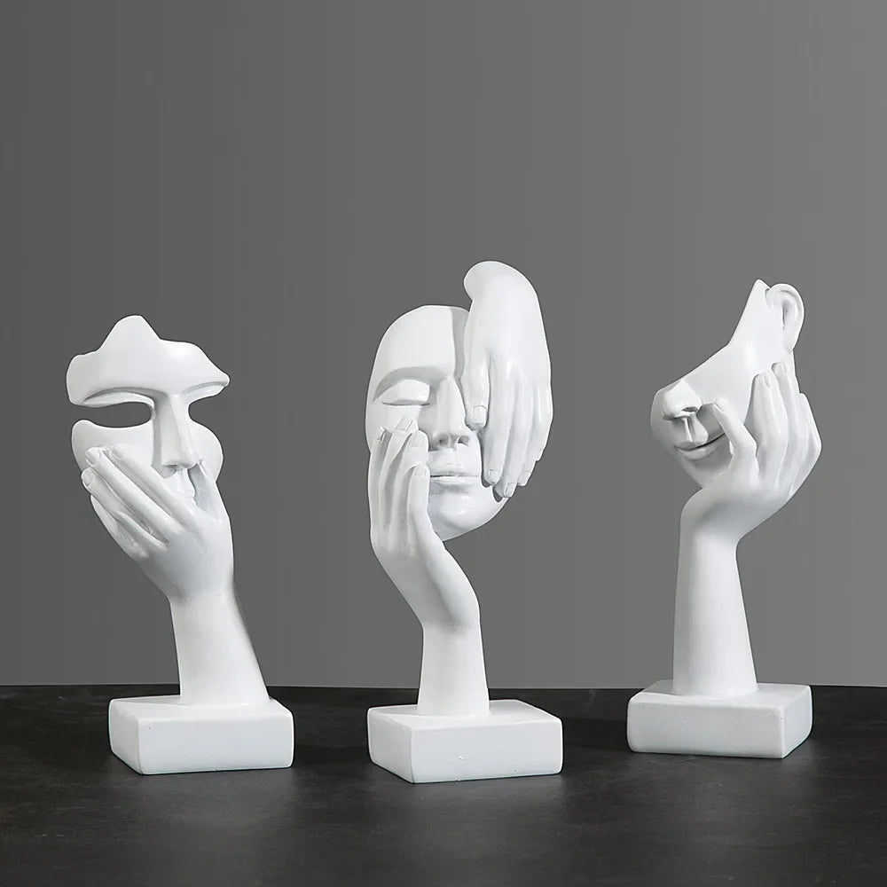Abstrakte Maskenstatuen aus Harz