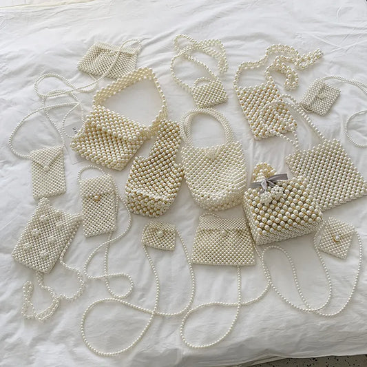 Mini borsa vintage fatta a mano con perle