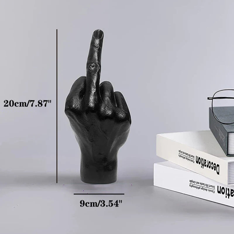 Mittelfinger-Statue, Heimdekoration
