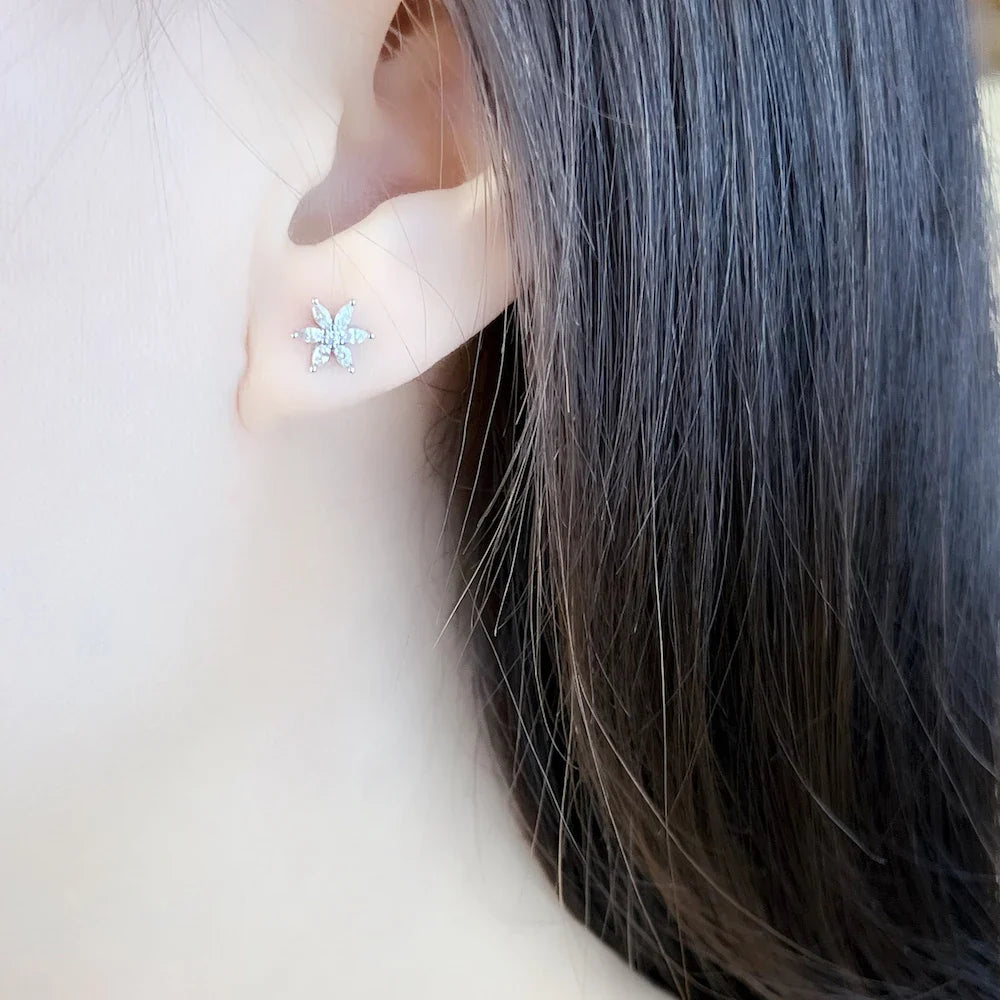 Ohrstecker Blume, 2022 Sommer Trendy Geschenk in 925 Sterling Silber Feiner Schmuck für Frauen
