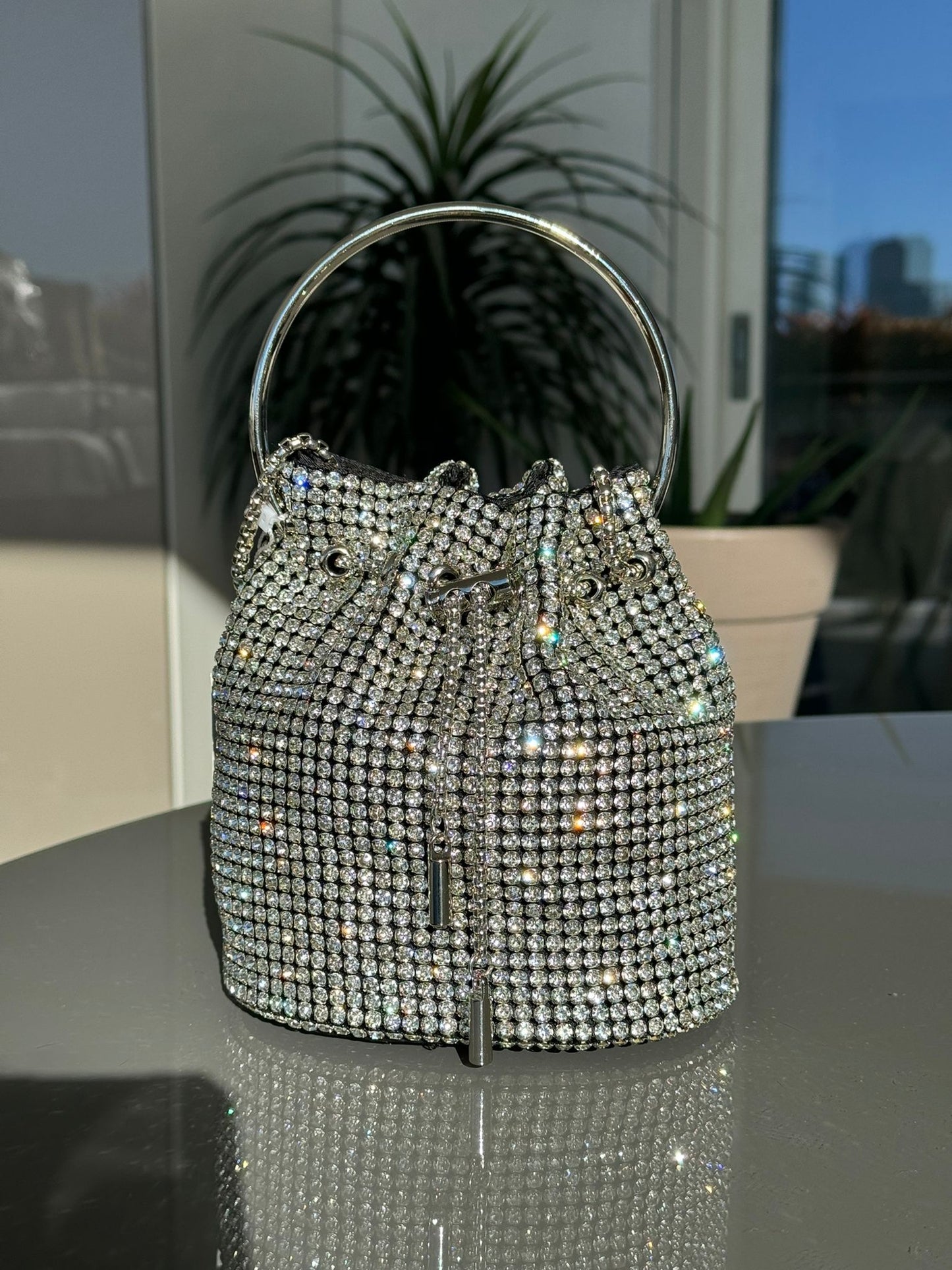 Borsa a mano di lusso con strass e manico circolare per donna