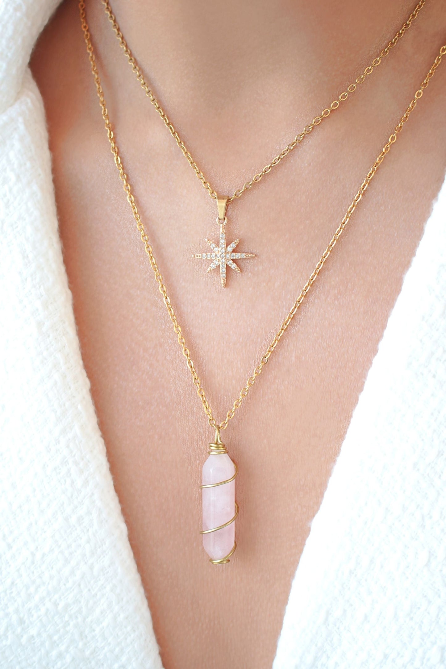 Collana con cristalli curativi naturali a doppia estremità in oro 18 carati, realizzata a mano