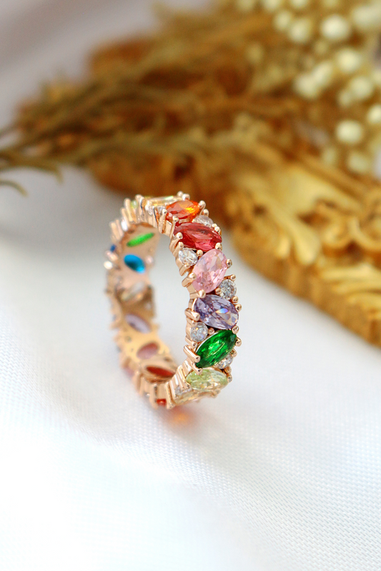Anello Eternity con Swarovski Rainbow 18K
