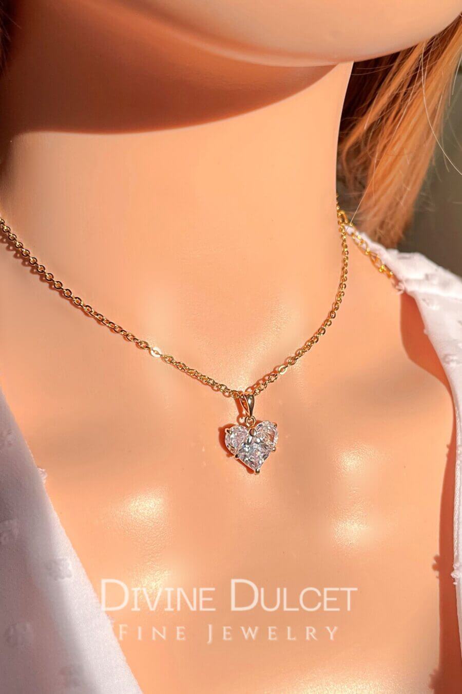 Collana con ciondolo a cuore CZ da 24 carati