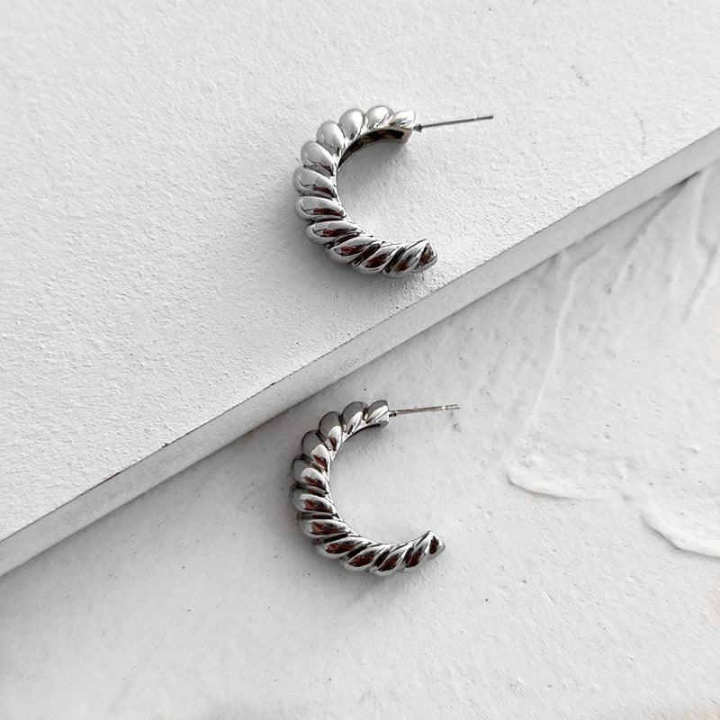 Twisted Twist Half Circle C-shaped Earrings