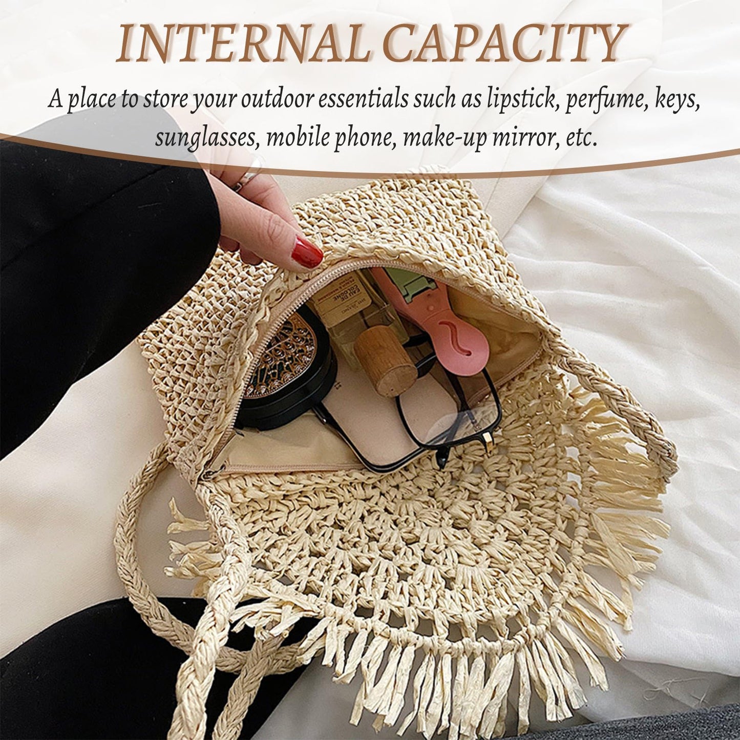 Women's Straw Bag with Tassel