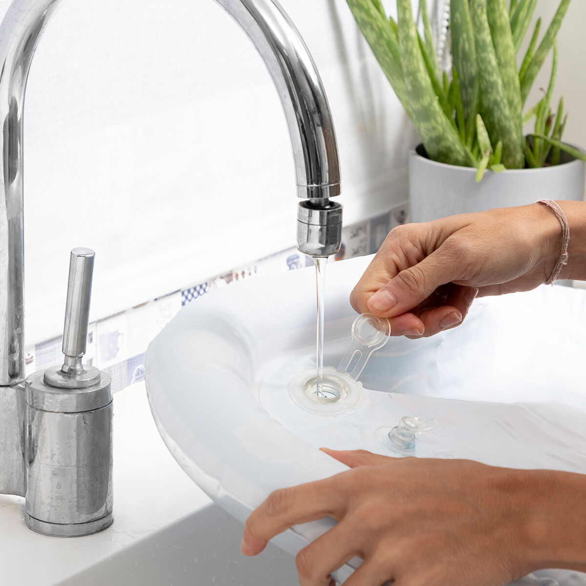 V11H0EE10C7FE0AD3329090D29BDF44DDA07R5272273P5