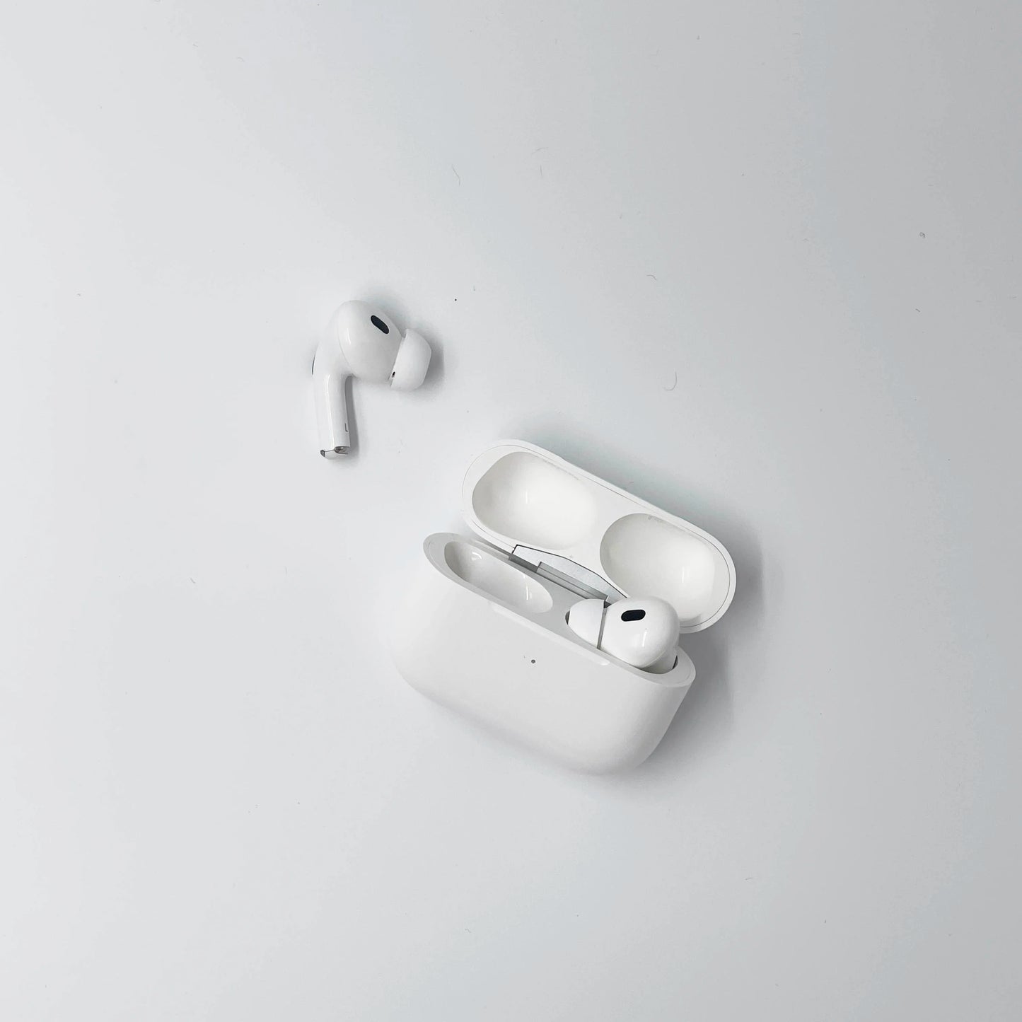 Apple AirPods Pro2 (2a generazione) con MagSafe USB-C
